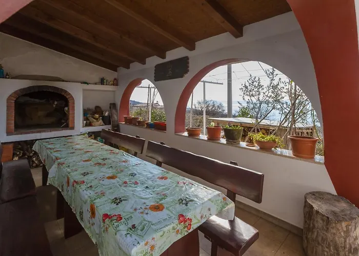 Apartments With A Parking Space Crikvenica - 13450