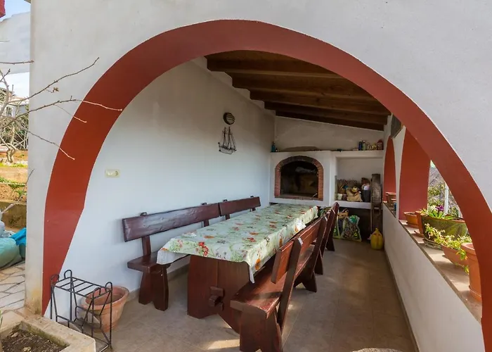 Apartments With A Parking Space Crikvenica - 13450